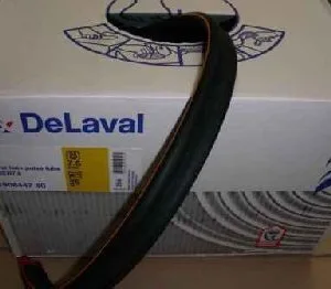 Przewód podciśnienia pulsatora gum. 7.6/13.2 - 1m - 90844701 - DeLaval