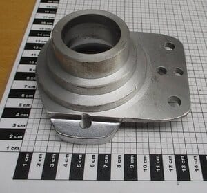 Kołnierz wału podajnika taśmociągu paszowozu MW VM - LEWY - 92328101 - DELAVAL